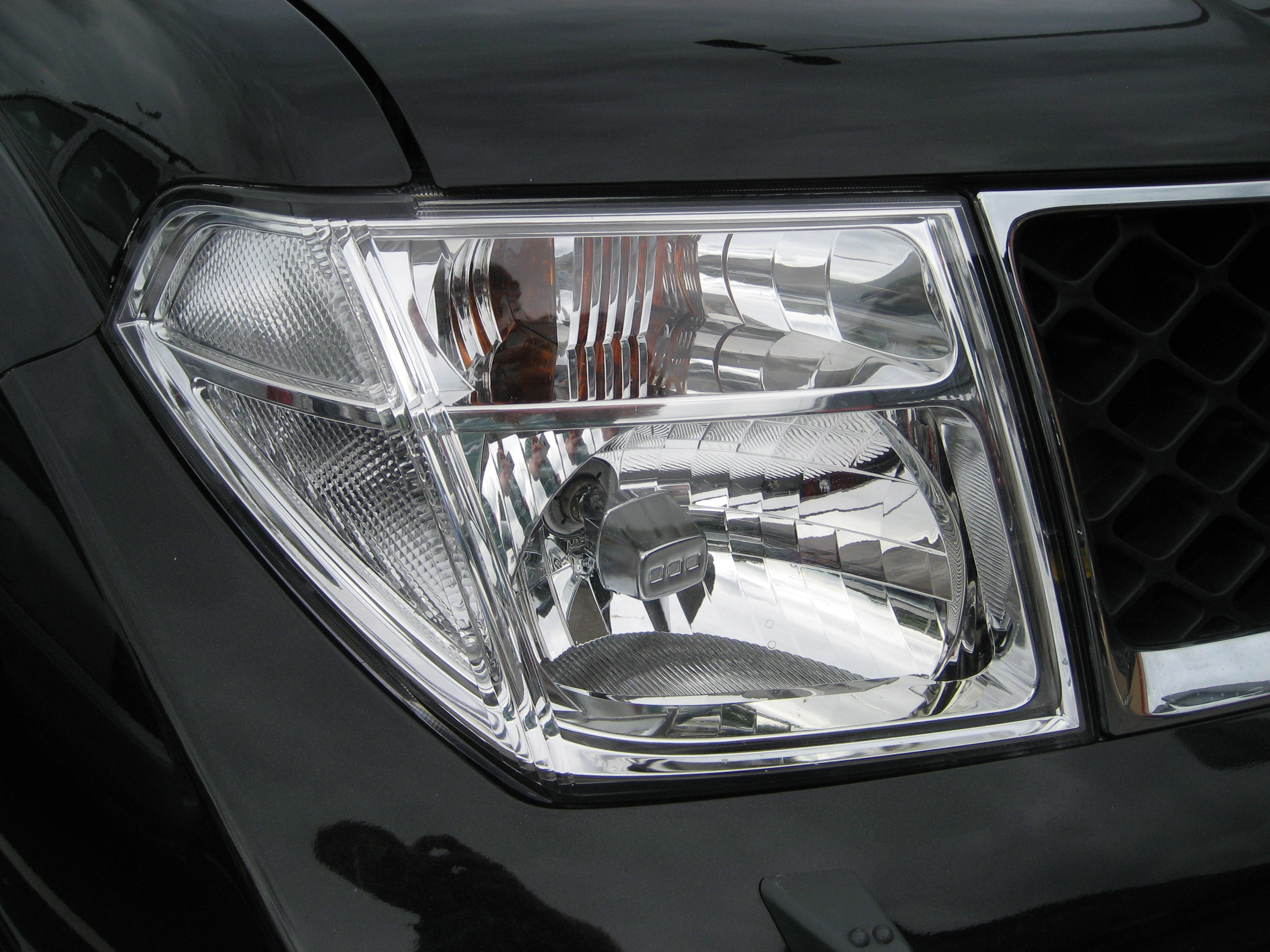 Headlight for Nissan Navara D40 pickup NEW headlamp RHD O/S RH double